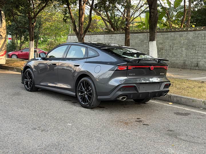 Changan UNI-V 2025 2025款 第三代 1.5T 500Bar尊贵型