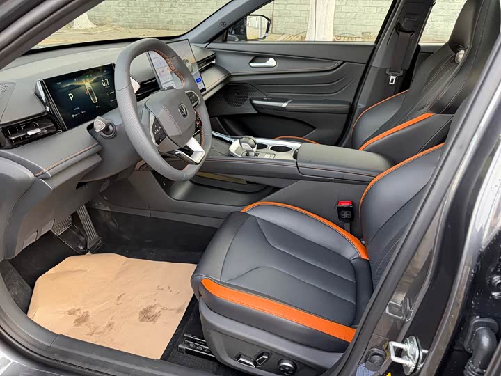 Changan UNI-V 2025 2025款 第三代 1.5T 500Bar尊贵型