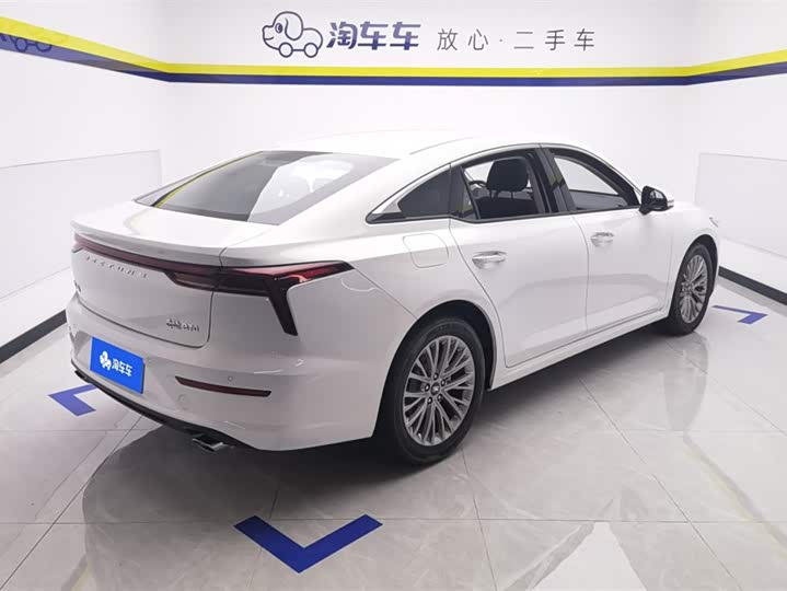 Bestune B70 2025 2025款 龙耀版 1.5T 质享型