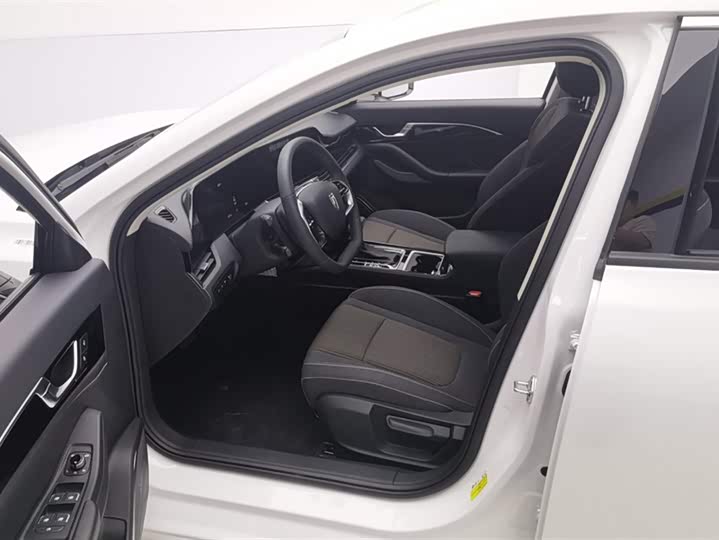 Bestune B70 2025 2025款 龙耀版 1.5T 质享型