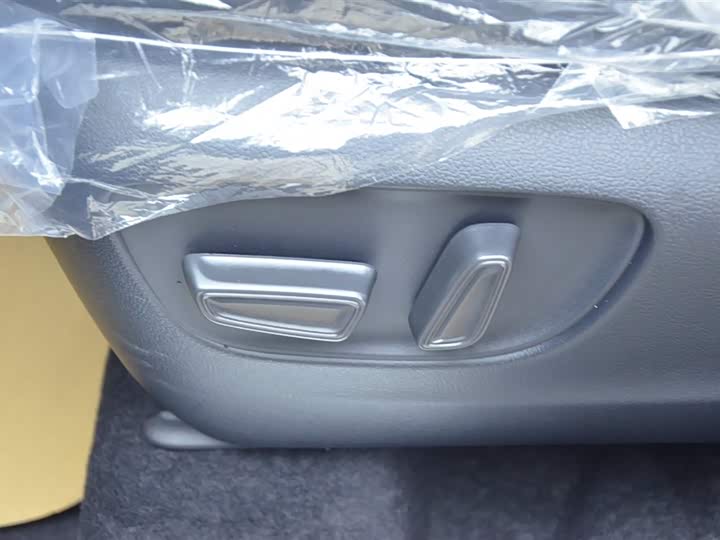 Toyota Crown Kluger 2024 2024款 2.5L HEV四驱豪华版