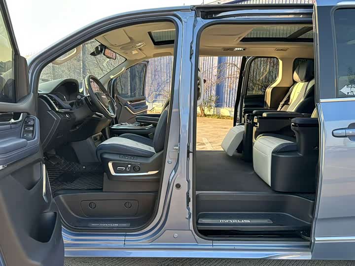 Maxus G20 2023 2023款 改款 PLUS 2.0T 汽油自动尊雅版