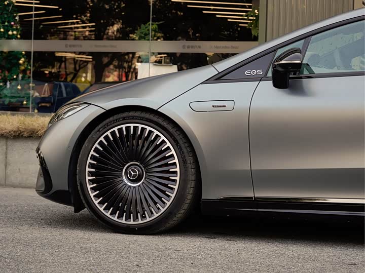 Mercedes-Benz EQS AMG 2023 2023款 AMG EQS 53 4MATIC+