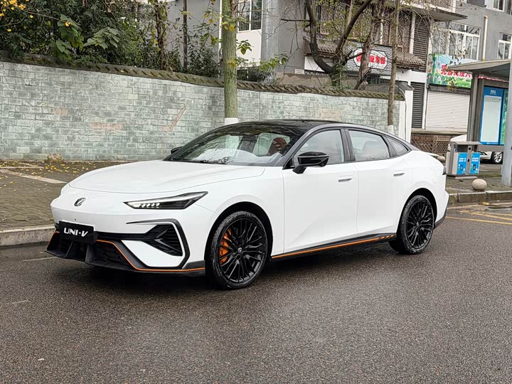 Changan UNI-V 2025 2025款 第三代 2.0T 劲擎型