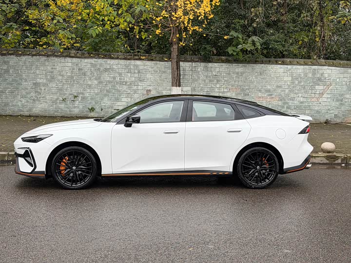 Changan UNI-V 2025 2025款 第三代 2.0T 劲擎型