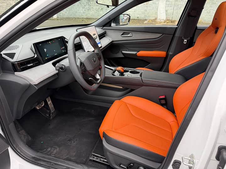 Changan UNI-V 2025 2025款 第三代 2.0T 劲擎型