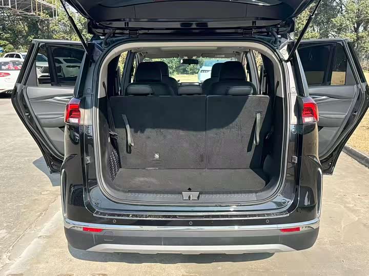 Maxus G50 2023 2023款 PLUS 1.5T 自动护航版