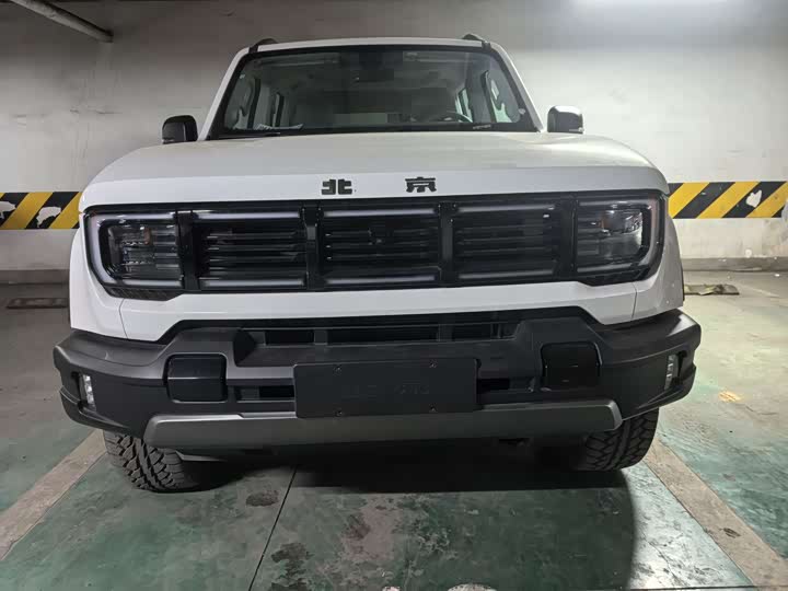 BAIC Beijing BJ40 2024 2024款 2.0T 全新城市猎人版 至尊型