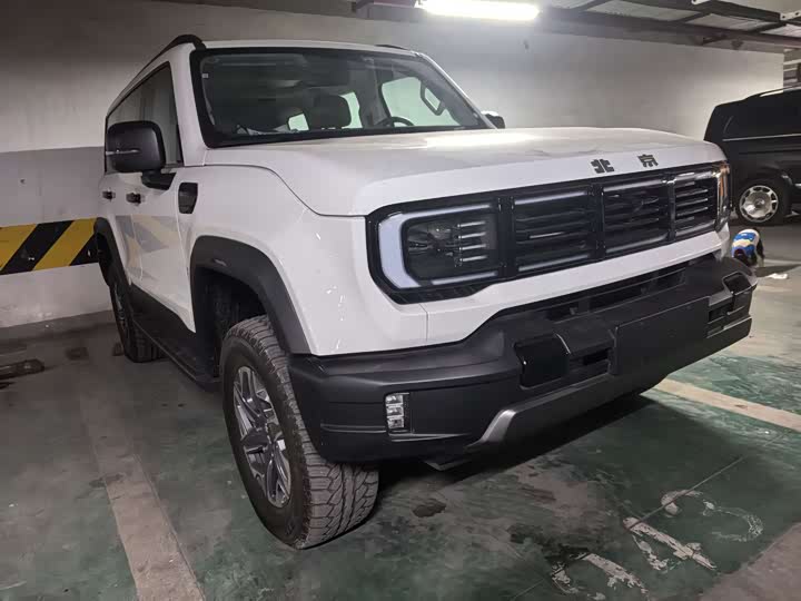 BAIC Beijing BJ40 2024 2024款 2.0T 全新城市猎人版 至尊型
