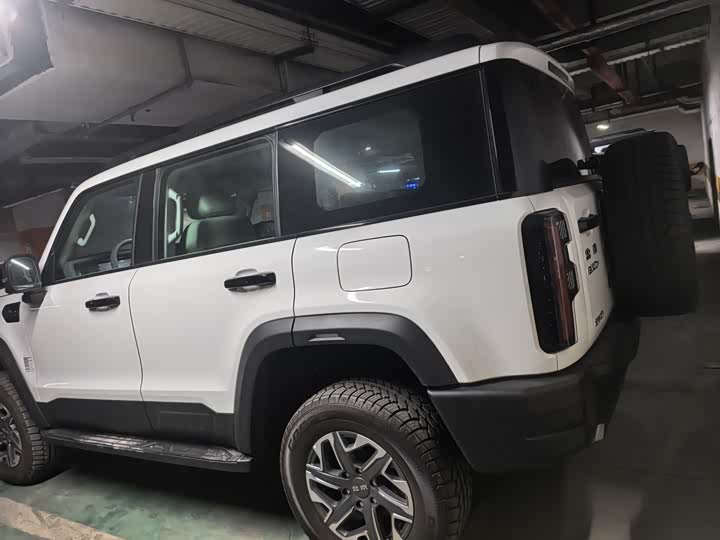 BAIC Beijing BJ40 2024 2024款 2.0T 全新城市猎人版 至尊型
