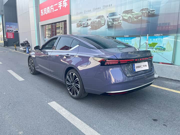 Nissan Teana 2026 2026款 鸿蒙座舱 2.0T 旗舰版