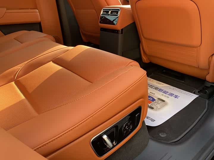 LiXiang L7 2025 2025款 Ultra 智能焕新版