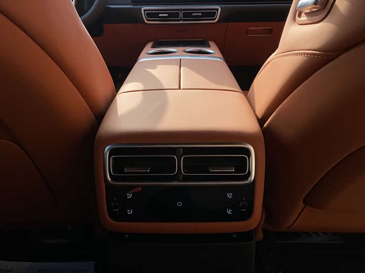 LiXiang L7 2025 2025款 Ultra 智能焕新版