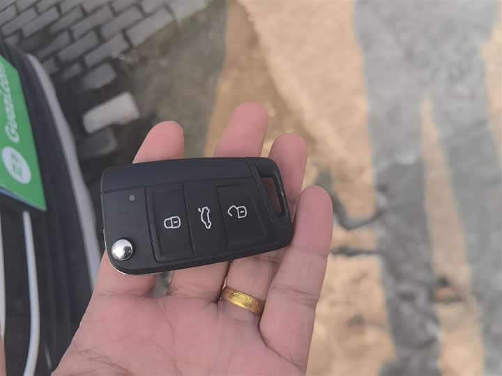 Volkswagen Tharu 2025 2025款 新锐 1.5L 锐进版