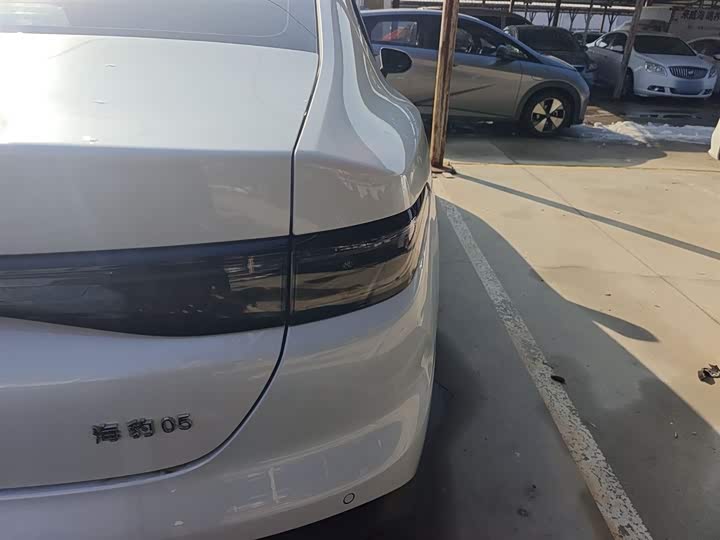 BYD Seal 05 DM-i Hybrid 2025 2025款 DM-i 智驾版 55KM豪华型