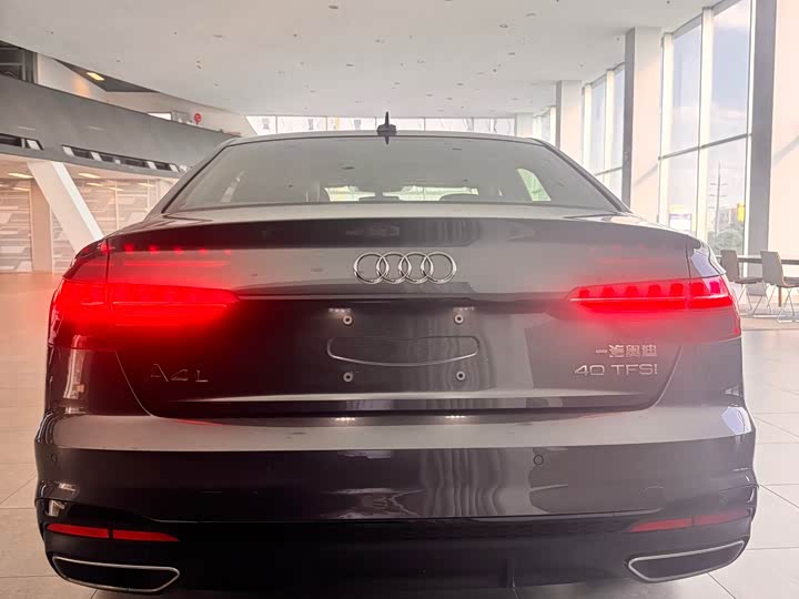 Audi A4L 2024 2024款 40 TFSI 豪华动感型