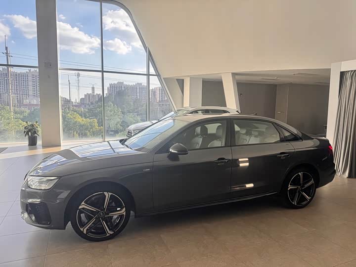 Audi A4L 2024 2024款 40 TFSI 豪华动感型