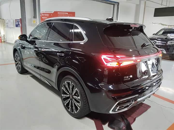 Hongqi HS5 2025 2025款 2.0T 四驱旗享Pro版