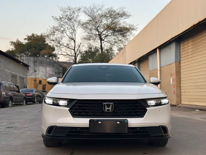 Honda Accord 2025 2025款 260TURBO 尊贵版