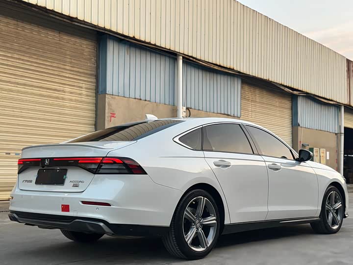 Honda Accord 2025 2025款 260TURBO 尊贵版