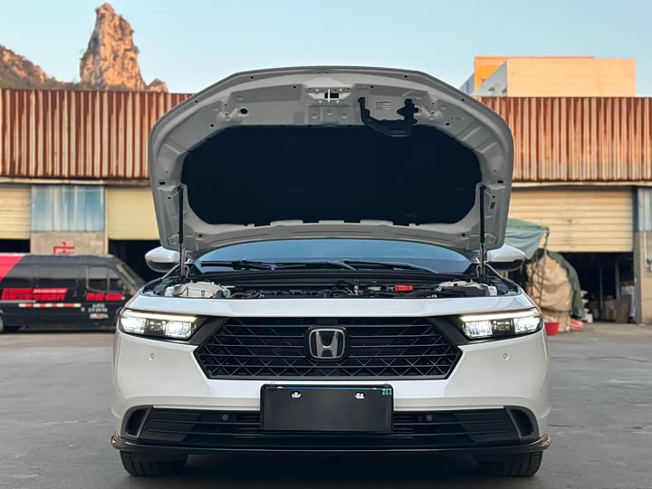 Honda Accord 2025 2025款 260TURBO 尊贵版
