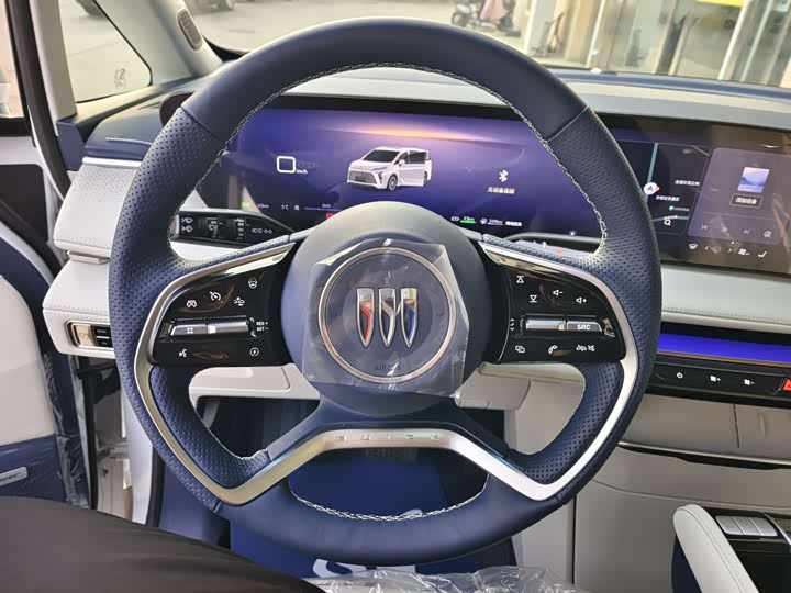 Buick GL8 Hybrid 2024 2024款 陆尊 奢享版 6座