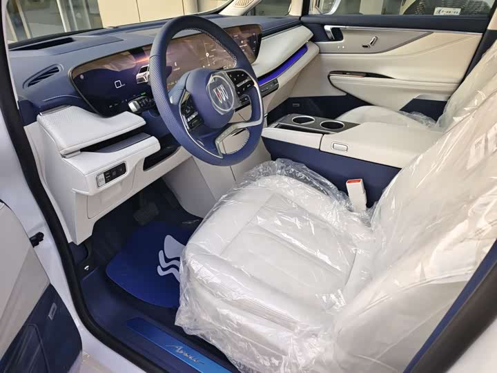 Buick GL8 Hybrid 2024 2024款 陆尊 奢享版 6座