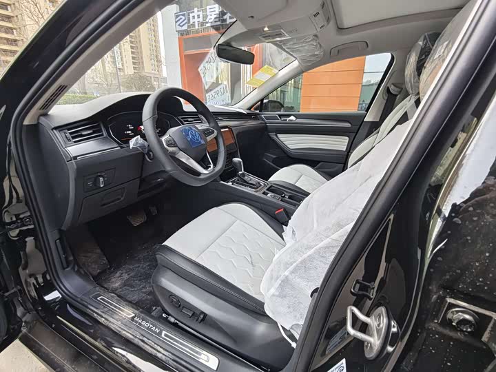 2026 Volkswagen Magotan