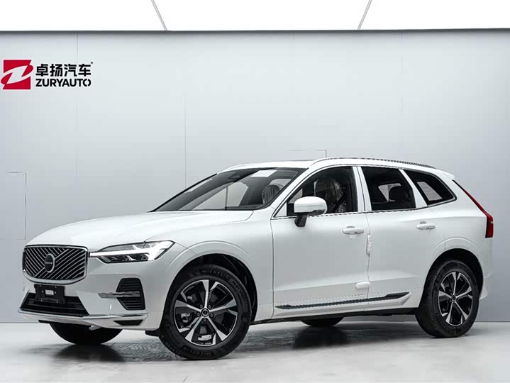Volvo XC60 2026 2026款 B5 四驱智逸豪华版