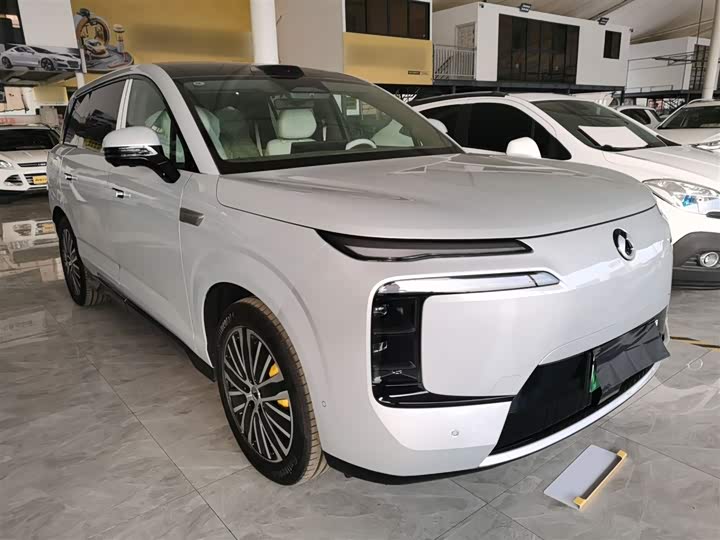 Denza N8L 2025 2025款 尊荣型