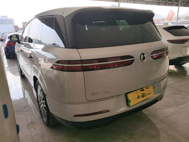 Denza N8L 2025 2025款 尊荣型