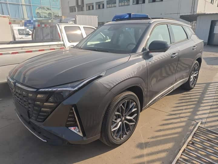 Changan UNI-Z Hybrid 2025 2025款 智慧新蓝鲸 125km 战舰+
