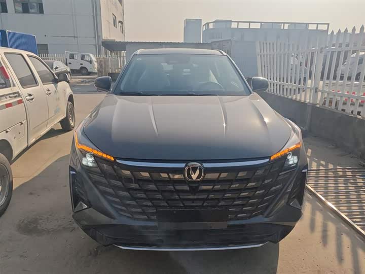 Changan UNI-Z Hybrid 2025 2025款 智慧新蓝鲸 125km 战舰+