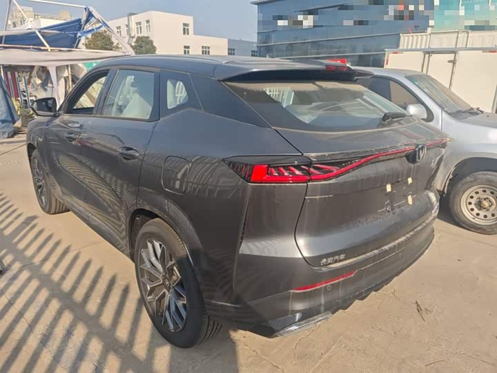 Changan UNI-Z Hybrid 2025 2025款 智慧新蓝鲸 125km 战舰+