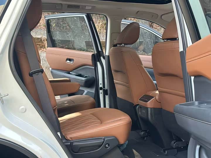 Nissan Pathfinder 2024 2024款 380VC-TURBO 四驱智尊版 6座