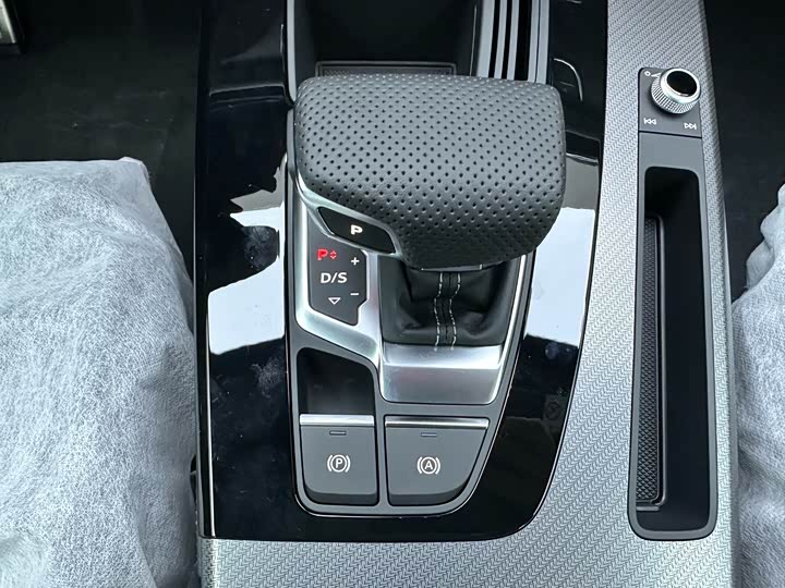 Audi Q5L 2024 2024款 40 TFSI 豪华动感型