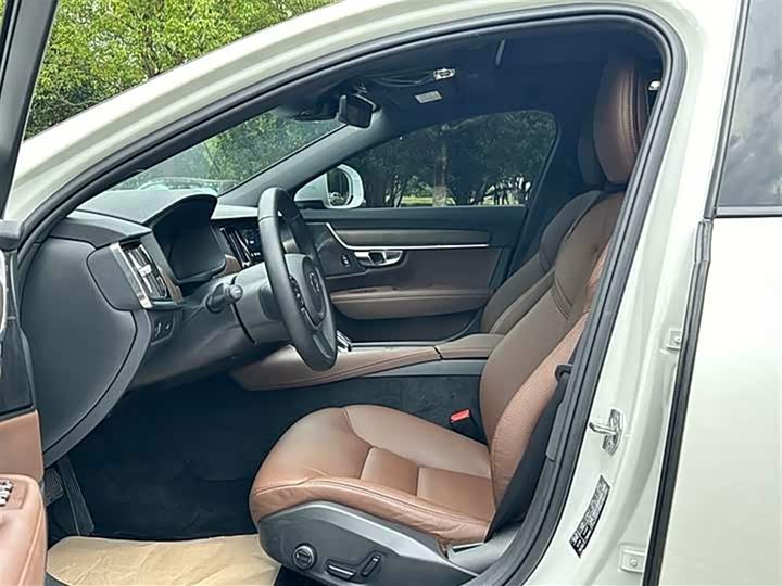 Volvo V90 2021 2021款 Cross Country B5 AWD 智尊版