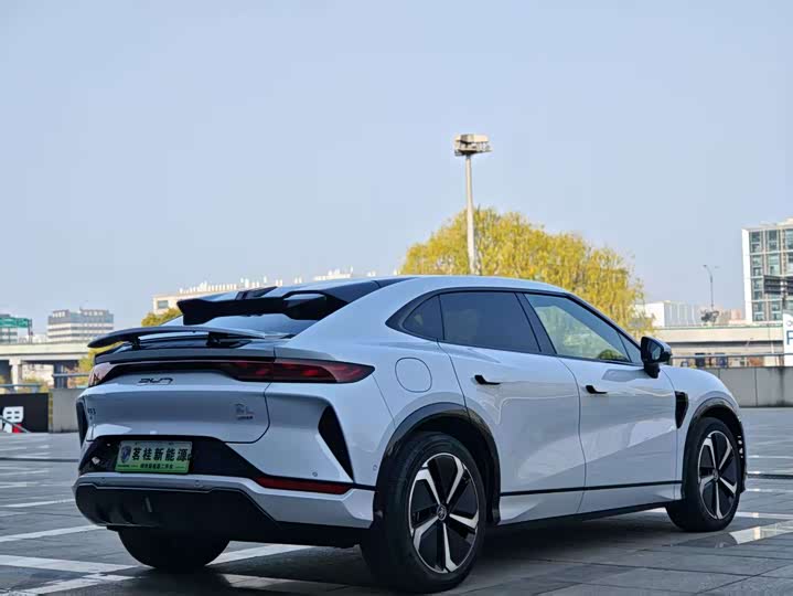 BYD Song L 2025 2025款 智驾版 662km 激光雷达卓越型