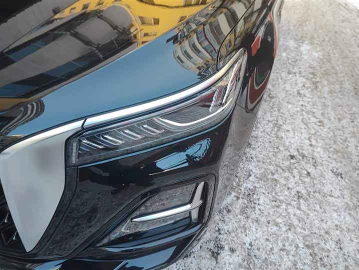 Hongqi HS5 2025 2025款 2.0T 两驱旗悦Pro版