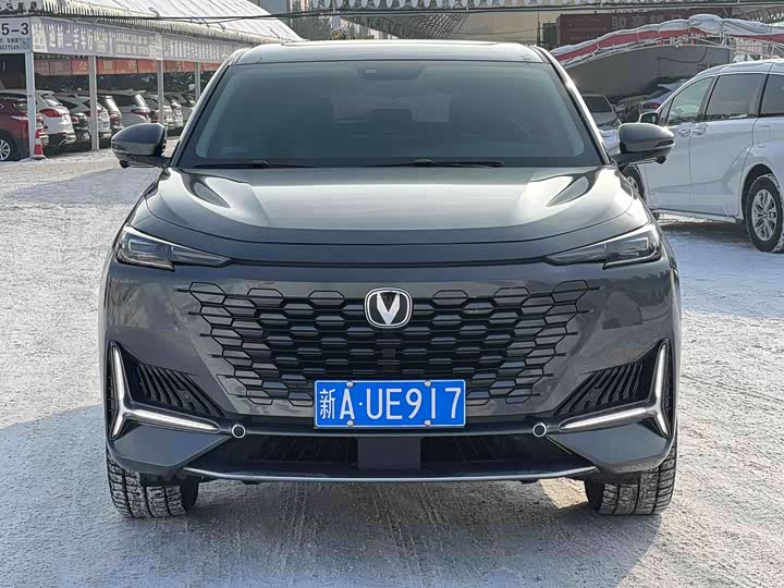 Changan UNI-K 2023 2023款 2.0T 两驱悦尚型