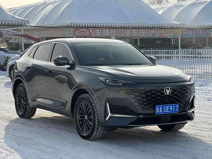 Changan UNI-K 2023 2023款 2.0T 两驱悦尚型