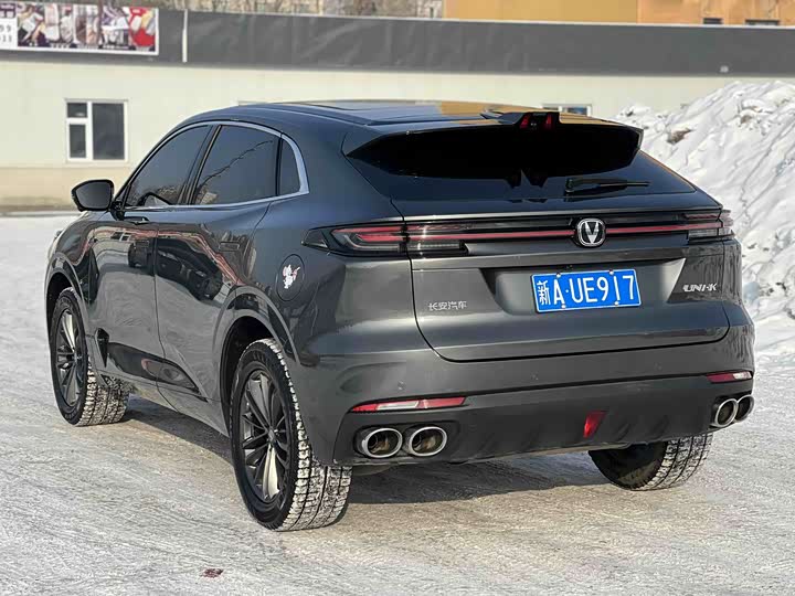 Changan UNI-K 2023 2023款 2.0T 两驱悦尚型