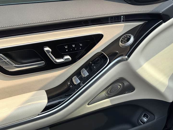 Mercedes-Benz S-Class Hybrid 2023 2023款 S 450 e L 插电式混合动力轿车