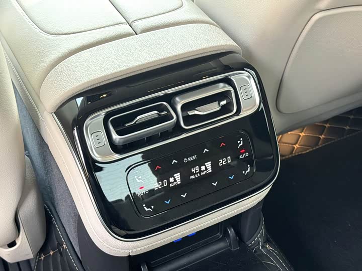 Mercedes-Benz S-Class Hybrid 2023 2023款 S 450 e L 插电式混合动力轿车