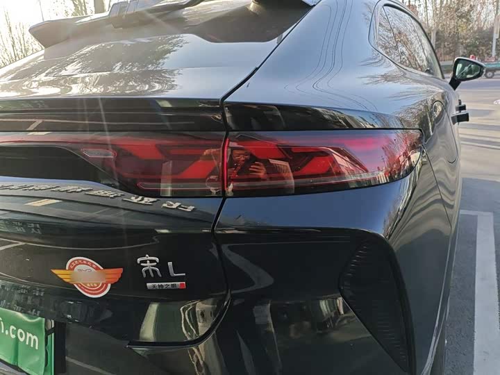 BYD Song L 2025 2025款 智驾版 602km 激光雷达四驱型