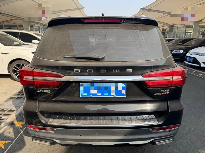 Roewe RX8 2019 2019款 30T 智联网四驱超群旗舰版
