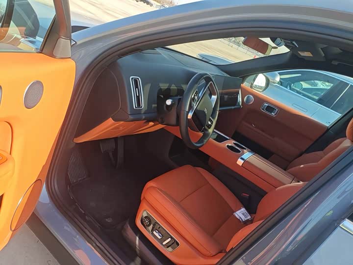 LiXiang L8 2025 2025款 Max 智能焕新版