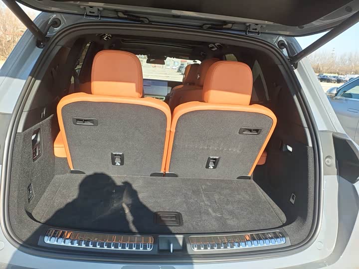 LiXiang L8 2025 2025款 Max 智能焕新版