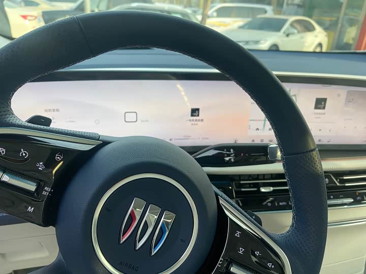 Buick GL8 Century 2025 2025款 2.0T 六座蕴世版