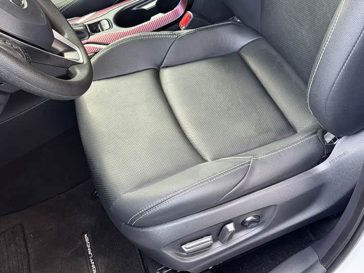 Toyota Frontlander 2024 2024款 2.0L 智能电混双擎 豪华版